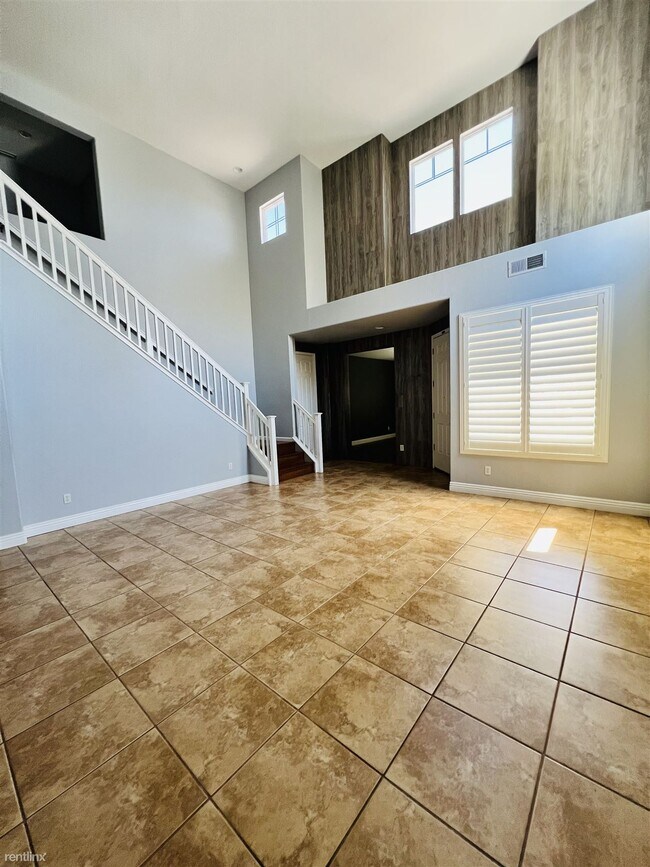 Foto del edificio - 5 br, 3.5 bath House - 1423 Souza Parkway