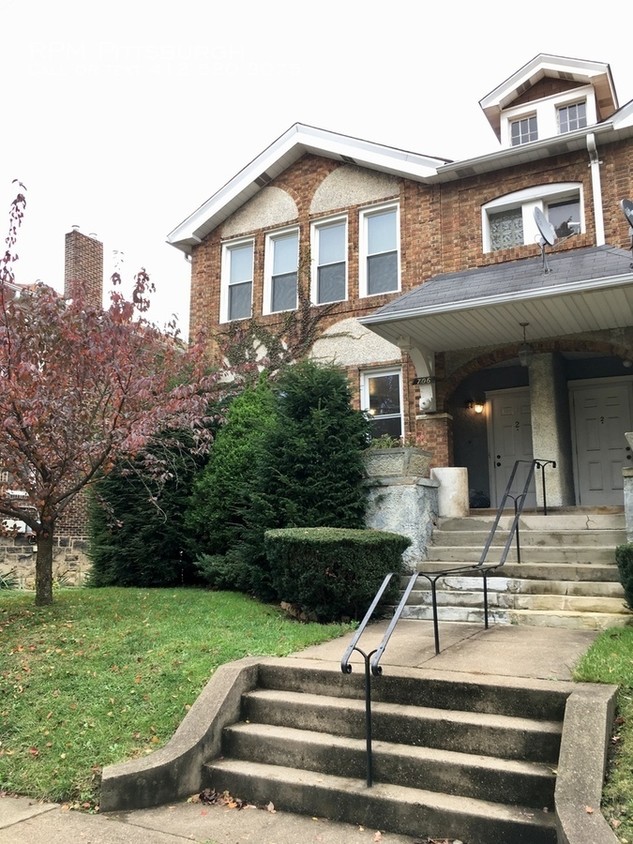 Primary Photo - 706 N Sheridan Ave