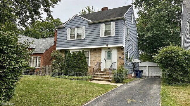 Building Photo - 3700 Blanche Ave