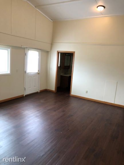 Building Photo - 2 br, 1 bath House - 1239 Maple St