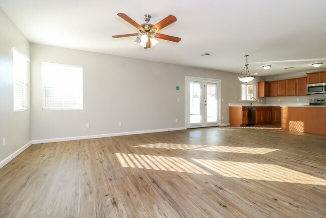 Building Photo - 11565 W Brown St