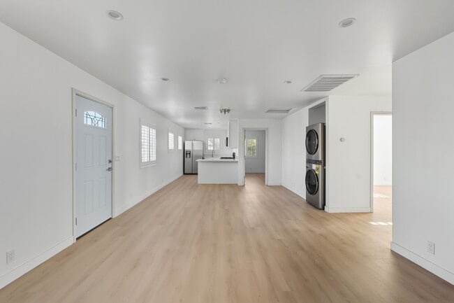 Foto del edificio - 13050 Terra Bella St