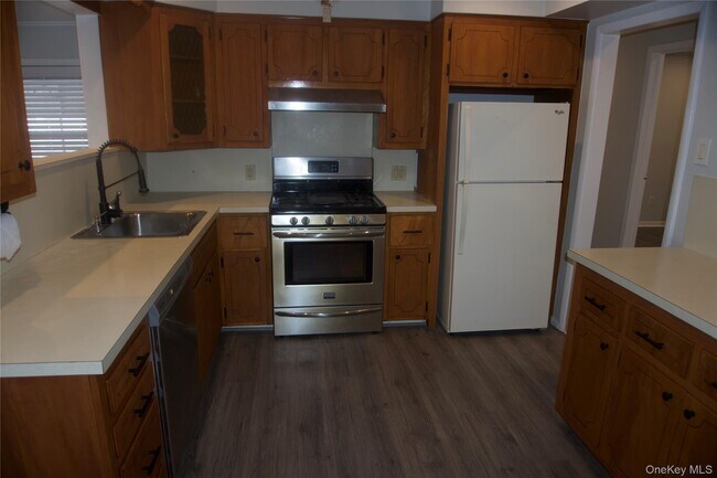 Foto del edificio - 3134 Ward Ln