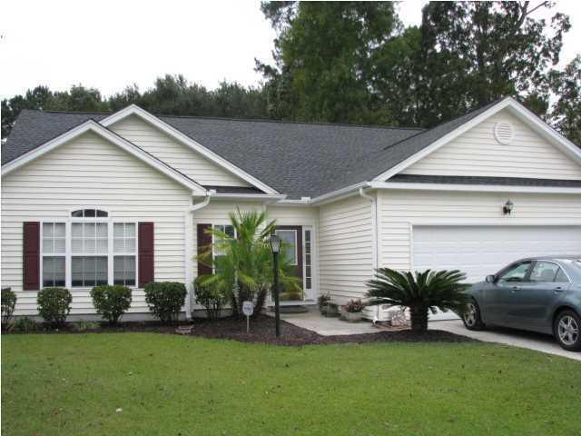 Primary Photo - North Charleston Home with Pool for Lease ...