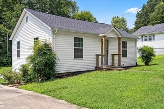 Building Photo - 112 McCary St
