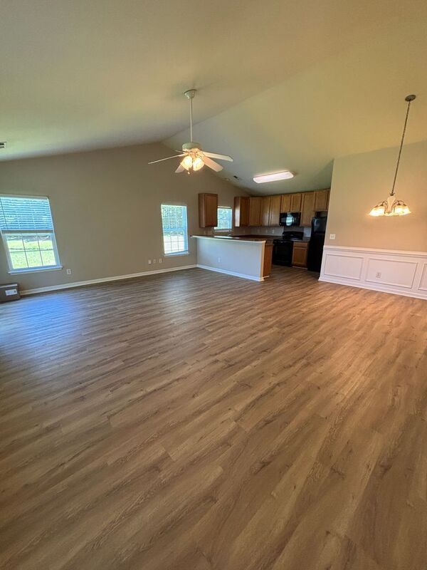 Building Photo - 504 Savannah River Dr