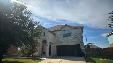 Building Photo - 834 Red Fern Dr
