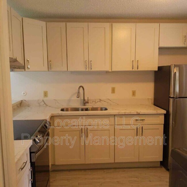 Building Photo - 44-392 Olina St