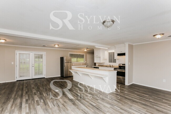 Building Photo - Carve Out a Great Life Here!