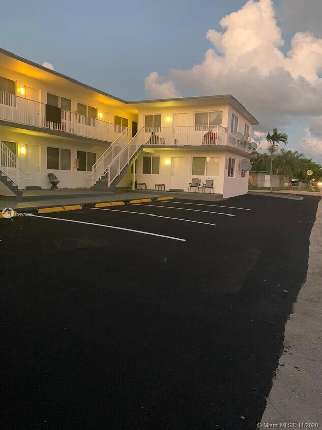 Foto principal - 101 NW 29th Ave