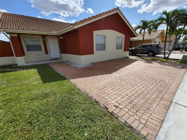 Foto del edificio - 1137 NW 128th Pl