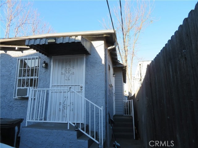 Foto del edificio - 3923 Normandie Ave