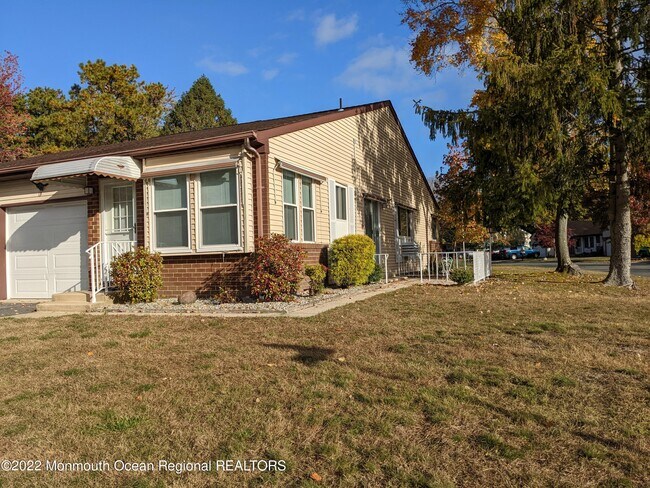 Building Photo - 1B Stonybrook Ct