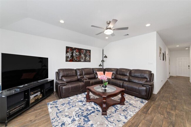 Building Photo - 21238 Violet Dusk Dr
