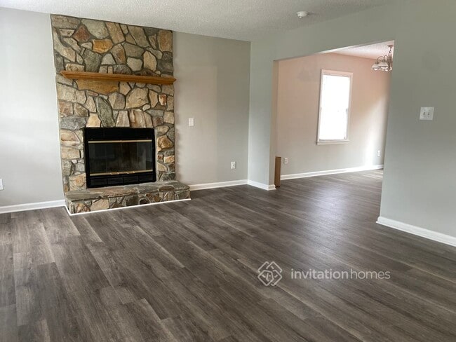 Building Photo - 3868 Crusade Dr