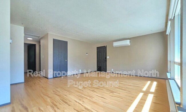 Building Photo - 14905 212th Dr SE