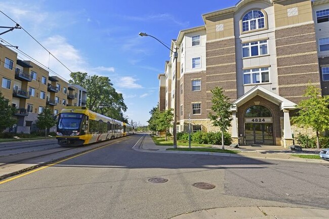 Building Near Light Rail and Minnehaha Park. - 4824 E 53rd St