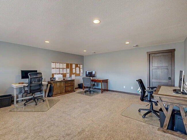 Foto del edificio - 2332 Hadley Hills Dr NE