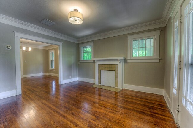 Foto del edificio - 345 Malvern St