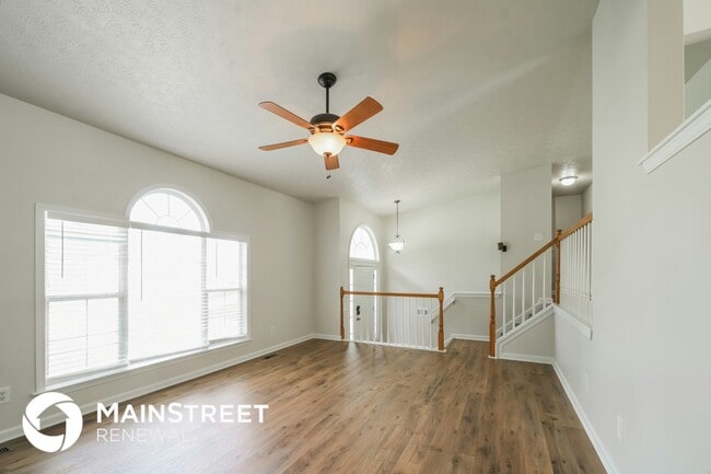 Building Photo - 322 Yale Ct