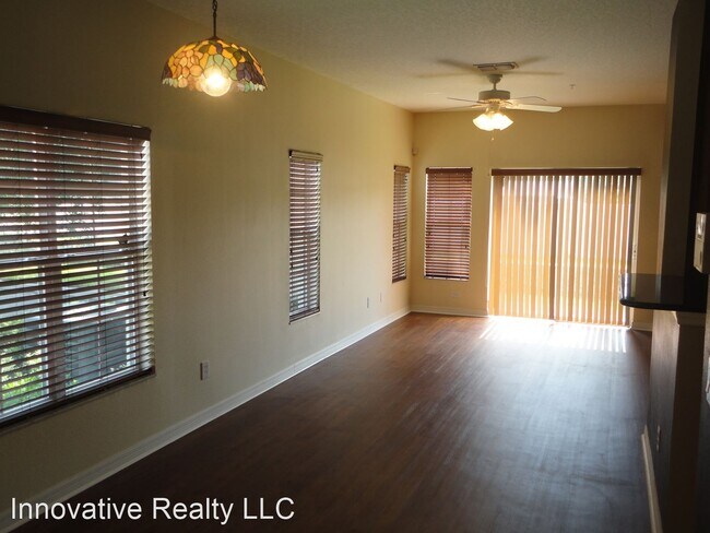 Building Photo - 2 br, 2 bath House - 10038 Regent Park Dr....