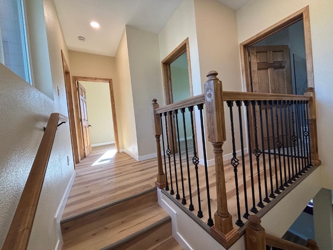 Building Photo - 1628 W 24th St