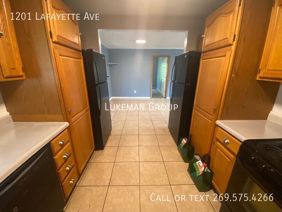 Primary Photo - 1201 Lafayette Ave