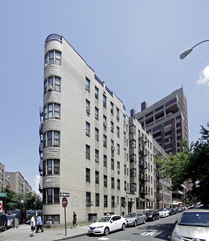 55 East 210th Street Bedford Park Apartments Bronx, NY