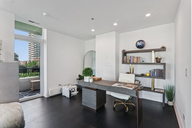 Foto del edificio - 600 N Kingsbury St