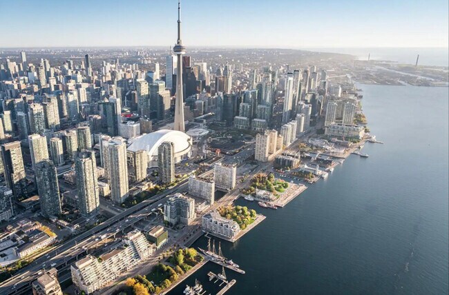 Building Photo - 208 Queens Quay
