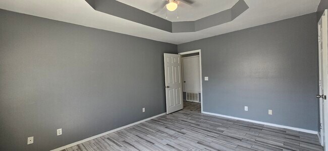 Building Photo - 1103 Mallard Pl