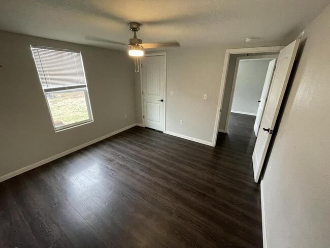 Foto del edificio - 138 E Hannum St