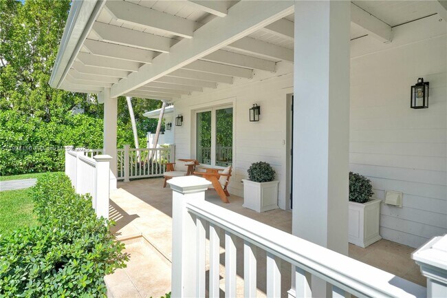 Foto del edificio - 365 W Enid Dr