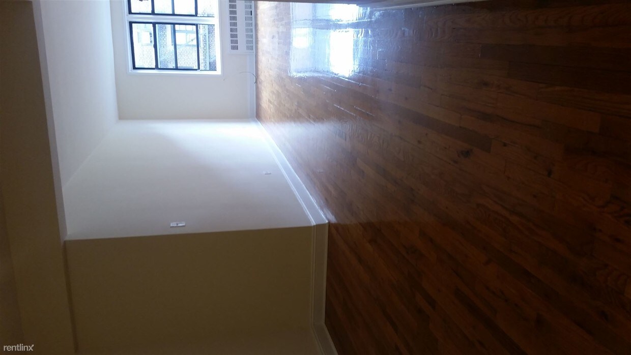 Foto del edificio - 571 New Lots Ave