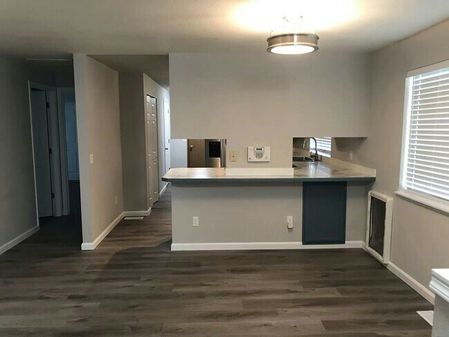 Foto del edificio - 1410 S 32nd Ave