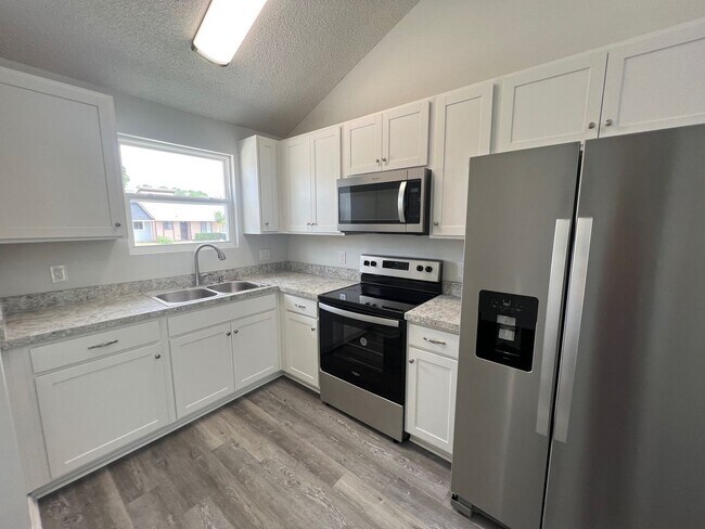 Foto del edificio - Beautifully remodeled home for rent in Ald...