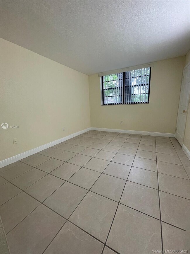 Foto del edificio - 3571 SW 117th Ave