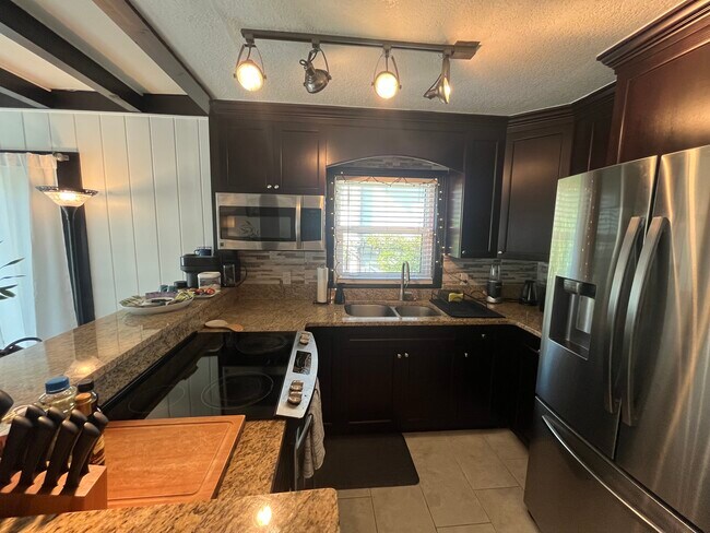 Foto del edificio - 1270 Riverbreeze Blvd