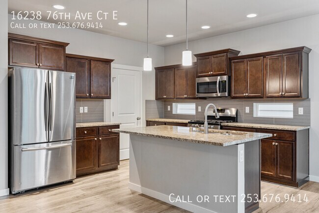 Foto del edificio - 16238 76th Ave Ct E