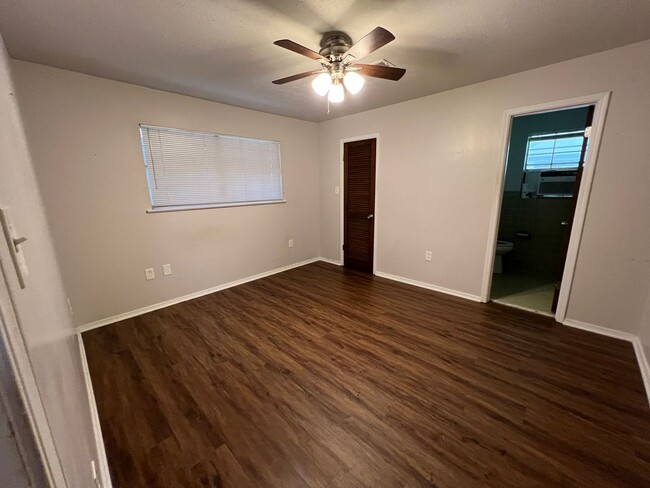 Building Photo - 5100 Beatline Rd