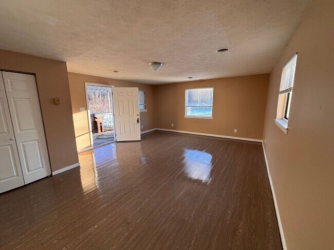 Building Photo - 5030 Quincy Way