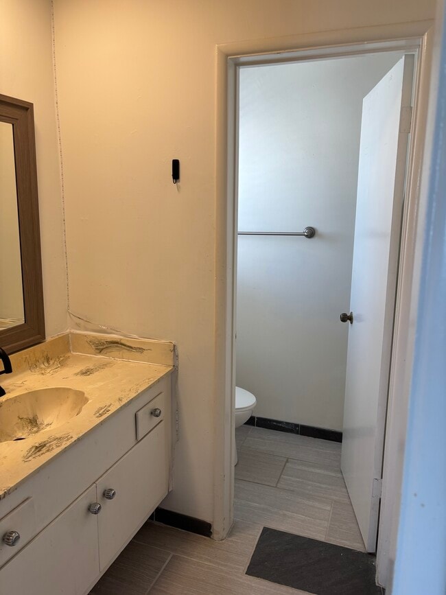 Building Photo - 12711 Matteson Ave