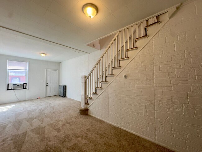 Foto del edificio - Charming 2BR/1BA Townhome in Canton/Upper Fells, Baltimore, MD!