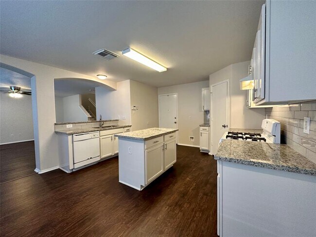 Foto del edificio - 8226 Obsidian Ct