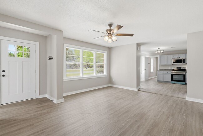 Foto del edificio - 3 bed/2.5 bath home FOR RENT!!