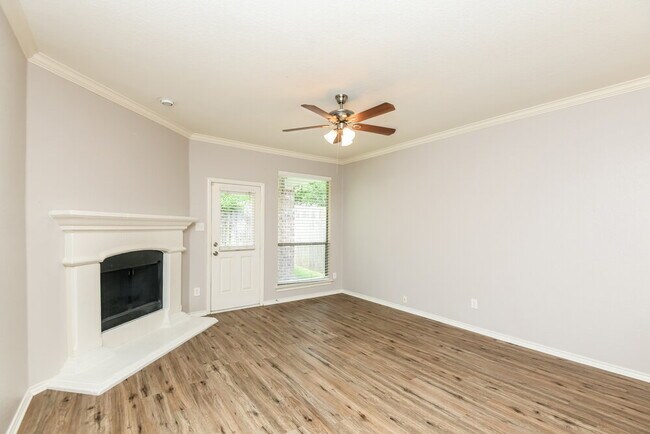 Building Photo - 1216 Sunderland Ln