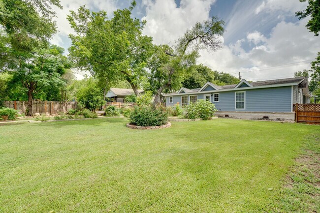 Foto del edificio - 2609 Wheless Ln