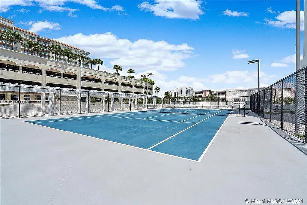 3015 N Ocean Blvd Unit 6G, Fort Lauderdale, FL 33308 Condo for Rent