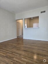Building Photo - 4300 Fairview Ave