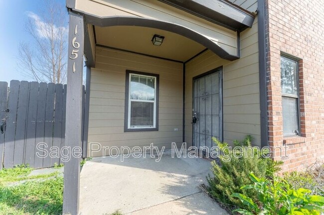 Building Photo - 1651 Clear Lake Ave